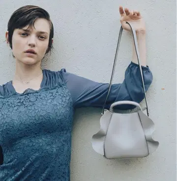 미사용품 CELFORD 셀포드 원핸들 프릴 백