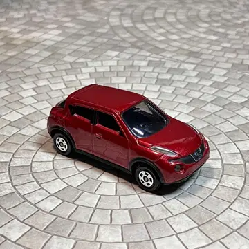 토미카 No. 27 닛산 주크