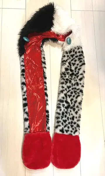 디즈니 101마리 강아지 크루엘라 팬캡