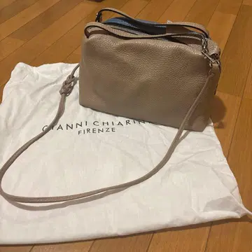 GIANNI CHIARINI 베이지 블루 숄더백