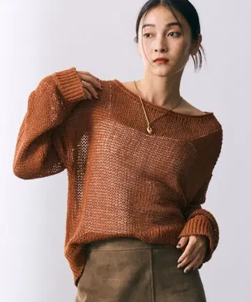 바빌론 실크 로우 게이지 풀오버