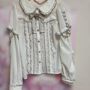 LIZLISA 컷 아웃 슬리브 블라우스 화이트 핑크