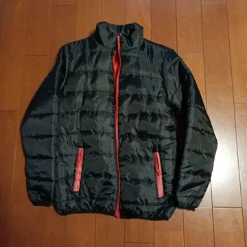 블랙/빨간색 다운 자켓 M 사이즈