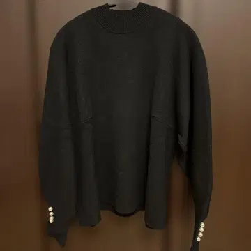 그레디 브릴리언트 블랙 니트