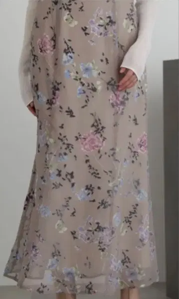 질 스튜어트 벨벳 오팔 스커트 사이즈 2