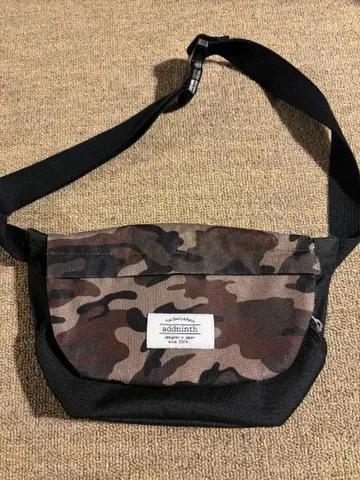 addninth 카모플라쥬 바디백