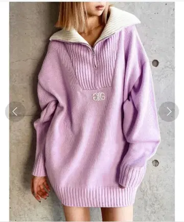 Symmetry GYDA 하프 지퍼 니트 상의