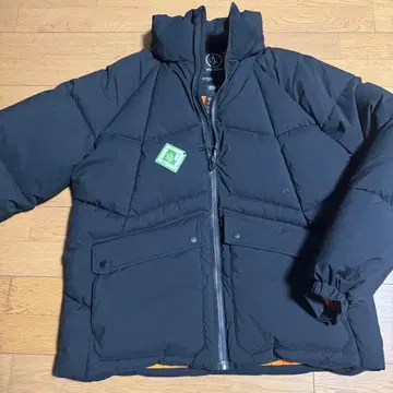 새상품 볼컴 다운 자켓 블랙