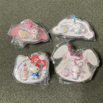 [ 미개봉 새상품 ] 패키지 참 산리오 4세트