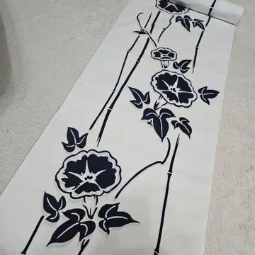 화이트 단색 도쿄 본염 유카타 보관품