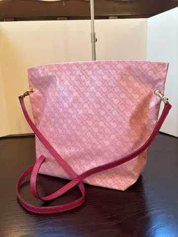 GHERARDINI 게라르디니 숄더백 핑크 사쿠라 컬러 신춘