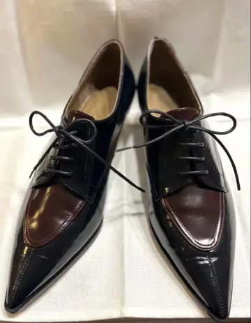 Odetto e Odile united arrows 레이스업 펌프스