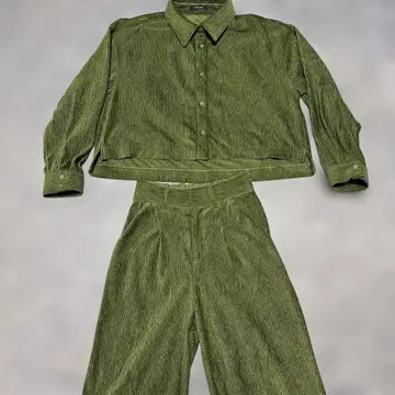 JEANASIS 올리브 그린 스트라이프 셋업