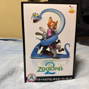주토피아2 포스터 피규어