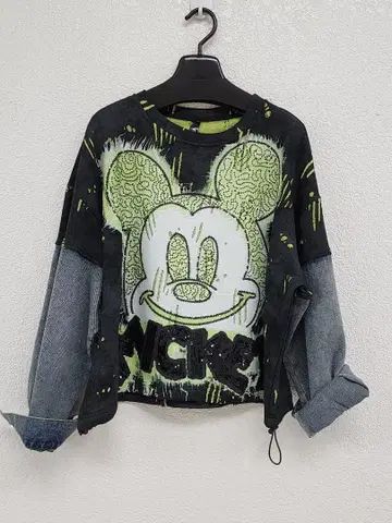 새상품 미사용 미키마우스 그래픽 트레이닝복 반짝반짝