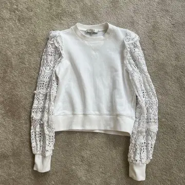 시 뉴욕 화이트 레이스 슬리브 트레이닝복 상의 M