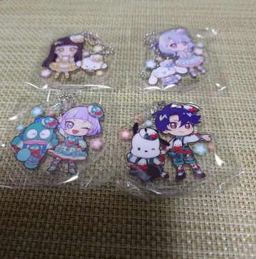 비밀의 아이프리 산리오 아크링 키링 가챠