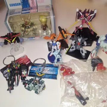 건담 SEED 건담 & 파이롯트 SD 피규어 세트