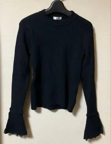 MIIA 소매 레이스 니트탑