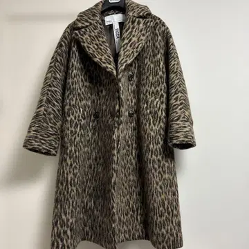 TICCA 레오파드 무늬 롱 코트