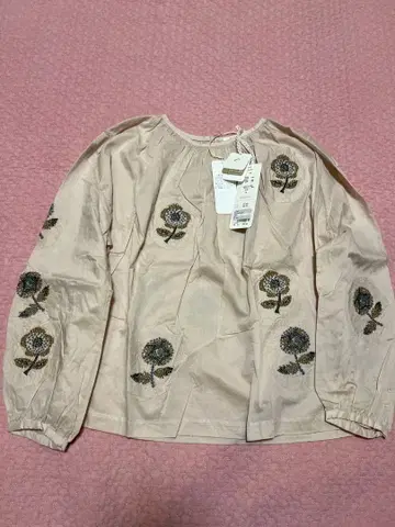 미나 페르호넨 블라우스 chum 36size 미사용 새상품