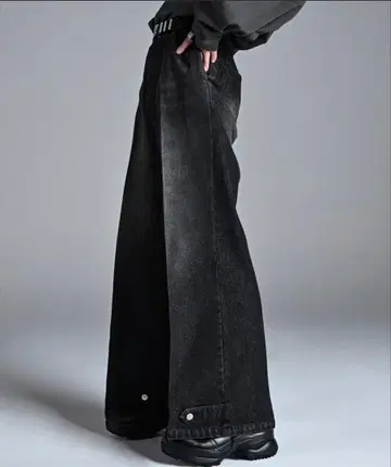 [ 새상품 ] ADRER 빈티지 와이드 플레어 데님 XXS 사이즈