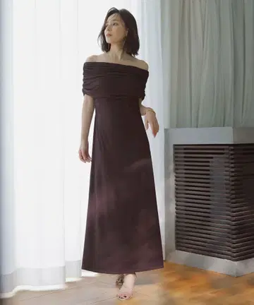 anuans 아뉴앙스 오프숄더 개더 원피스