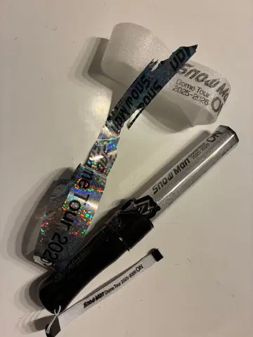 Snow Man Dome Tour 2025-2026 응원봉 은색 테이프