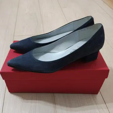 다크 블루 스웨이드 펌프스