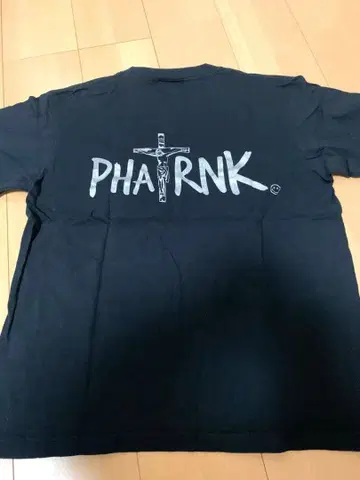 PHARNK 블랙 T셔츠 그리스도