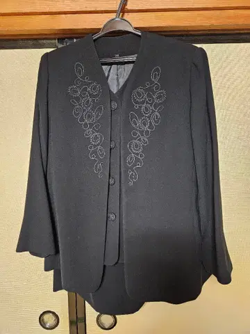 [ 빅 사이즈 ] 예복 블랙 포멀 수트 ( 자수 디자인 ) 17호