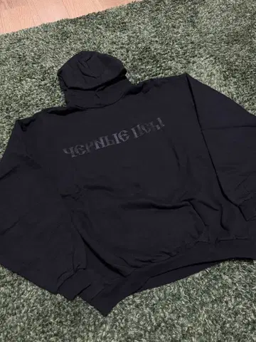 YZY gosha 후드티 사이즈 2 블랙