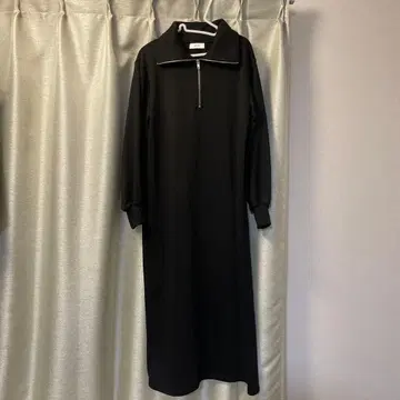 AKTE 블랙 롱 원피스