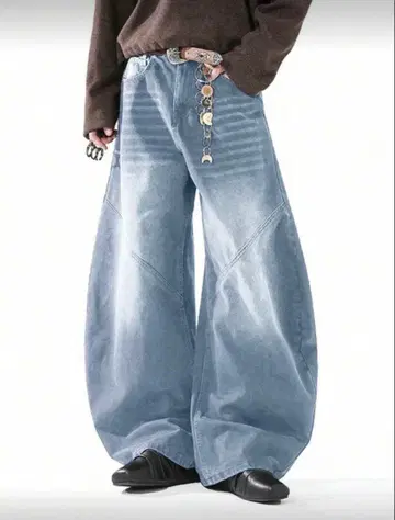 라이트 블루 데님 배기 팬츠