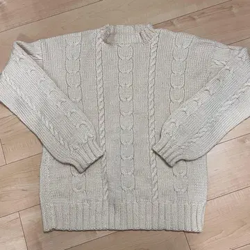 중고 유럽제 하이넥 스웨터 화이트