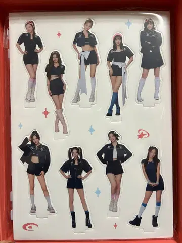 TWICE 2025 시즌 그리팅 [ 일부 + FC 혜택 ]