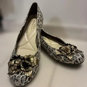 미사용 아데소 비타노바 레오파드 무늬 플랫슈즈 23사이즈