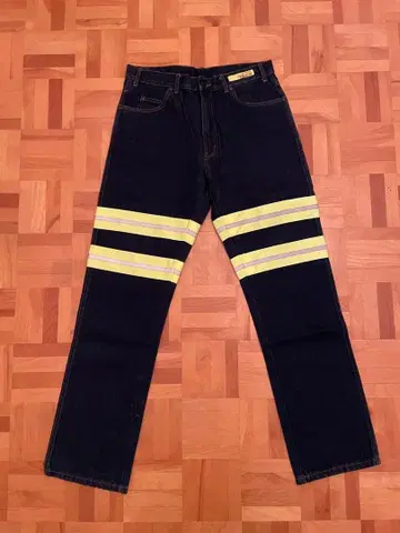 CINTAS 리플렉터 데님 팬츠