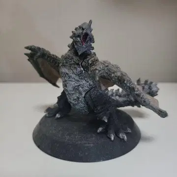 몬헌 그라비모스 피규어