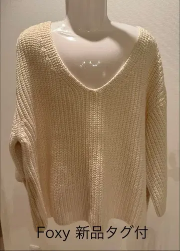 택 포함 새상품 [ 폭시 ] Foxy New York 상의 니트