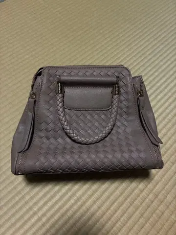 그레이 가죽 뜨개질 핸드백