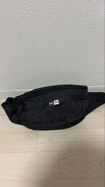 NEW ERA 뉴에라 힙색