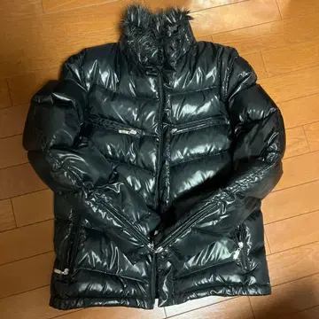 블랙 다운 자켓 퍼 포함