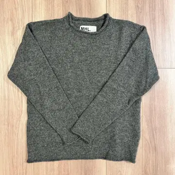MHL. 스웨터
