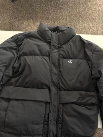 Calvin Klein Jeans 블랙 다운 자켓 L