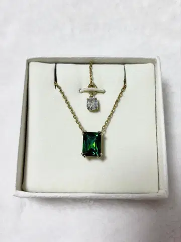 SWAROVSKI Matrix 펜던트 그린