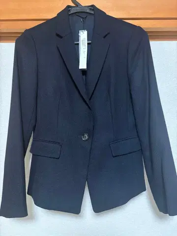 미사용 새상품 ANAYI 테일러드 자켓 싱글 버튼 네이비 울