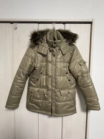 FIRST DOWN 후드 부착 다운 자켓 LL 사이즈 베이지 컬러