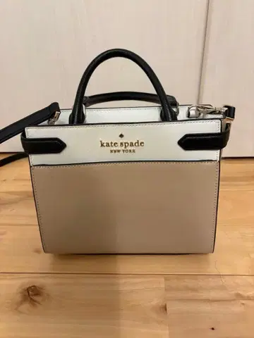 케이트 스페이드 숄더백 화이트/베이지/블랙