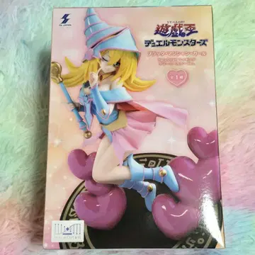 유희왕 듀얼몬스터즈 블랙 매지션 걸 피규어